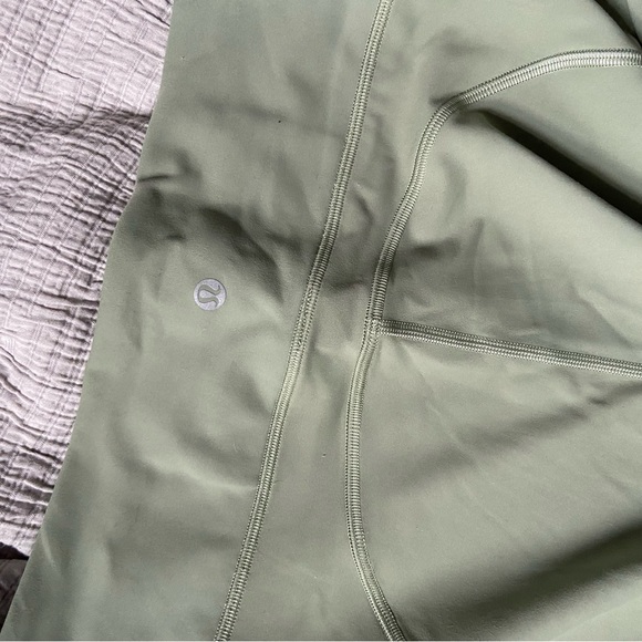 Lululemon Leggings - Picture 4 of 4
